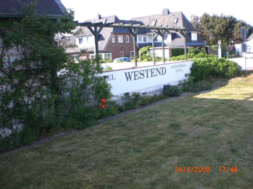 Frontansicht Hotel Westend