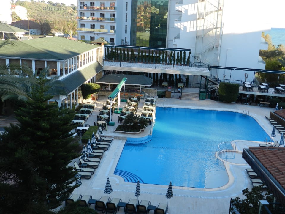 Poolanlage Hotel Gardenia Beach