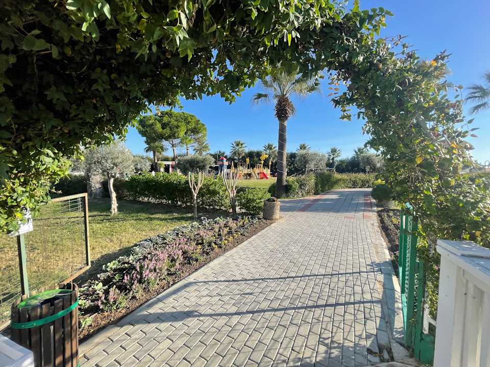 Gartenanlage Diamond De Luxe Hotel & Spa