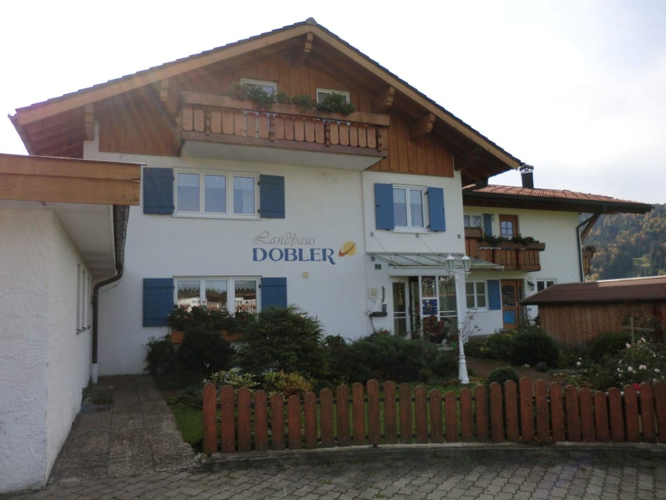 Eingang Landhaus Dobler Ferienwohnungen Landhaus Dobler