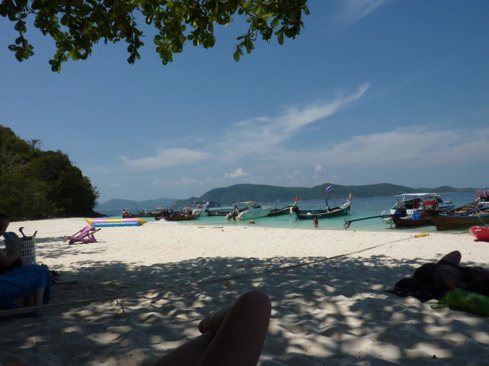 Strand Hotel Coral Island Resort