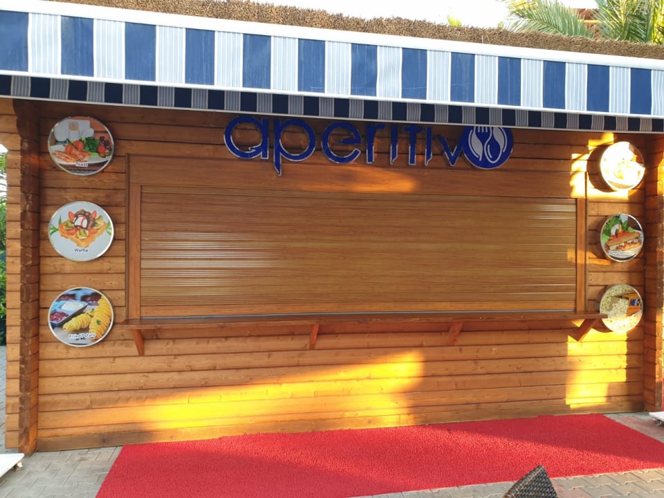 Gastro Quattro Beach Spa & Resort