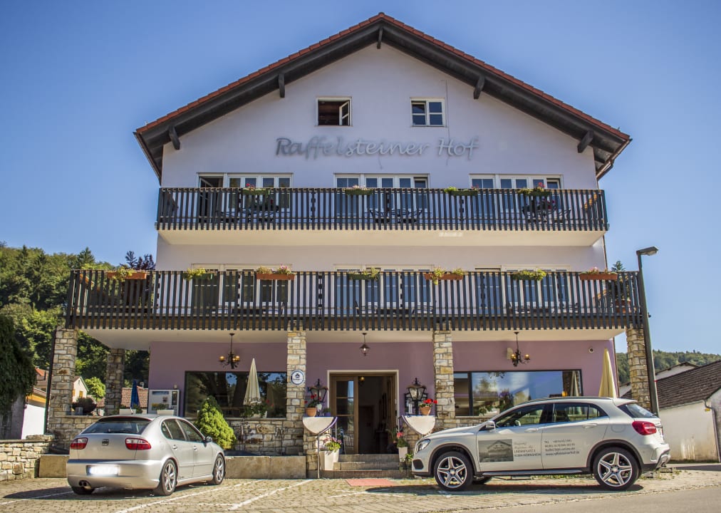 Außenansicht Hotel Raffelsteiner Hof