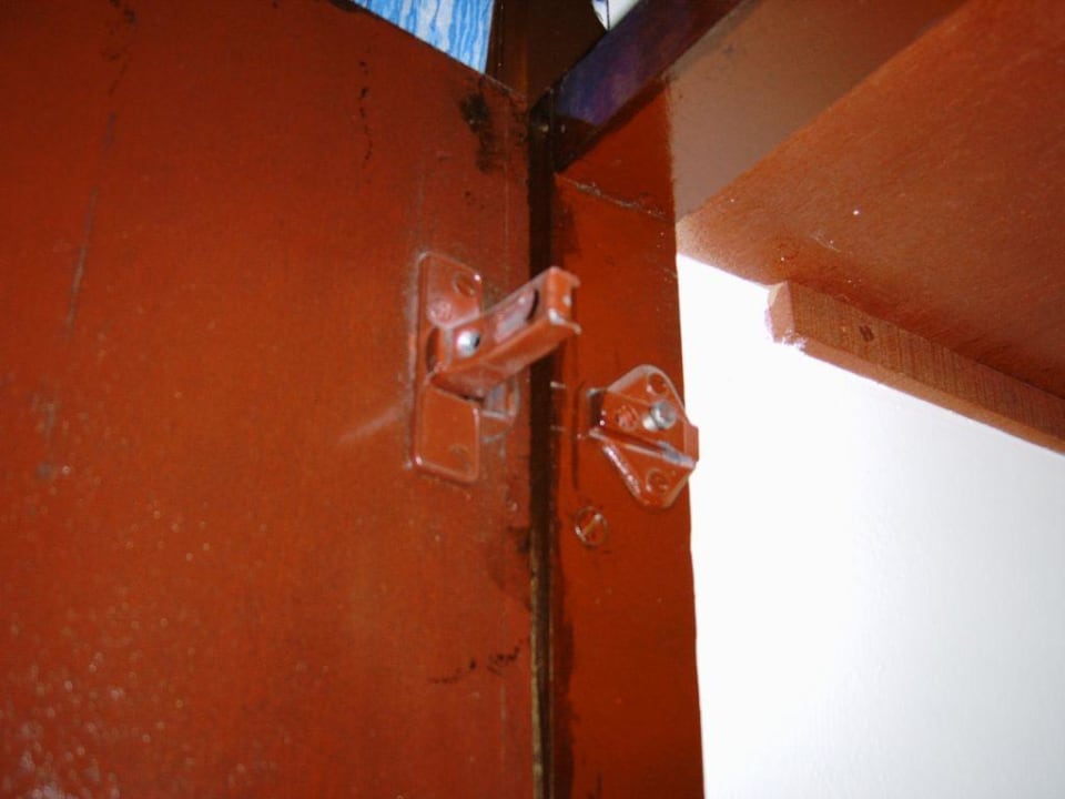 Kleiderschrank Hotel Greenland