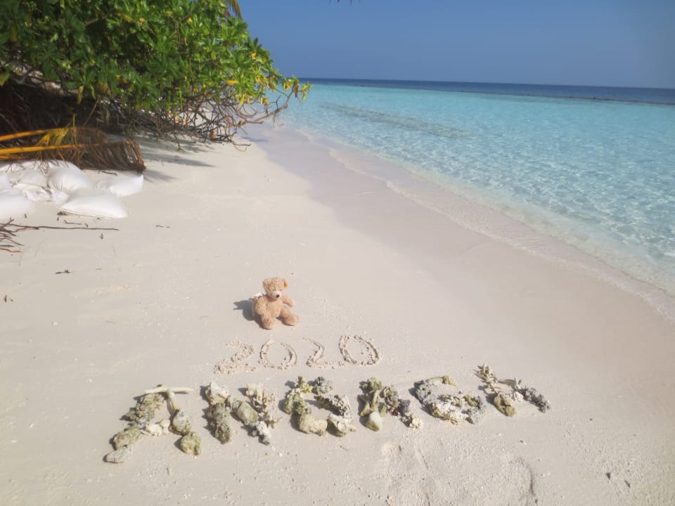 Strand Angaga Island Resort