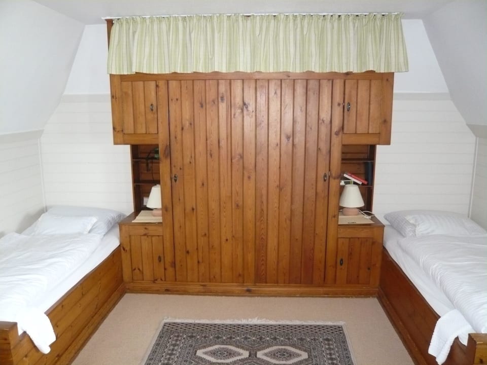 Zimmer im Reetdachhaus Apparthotel Seehof