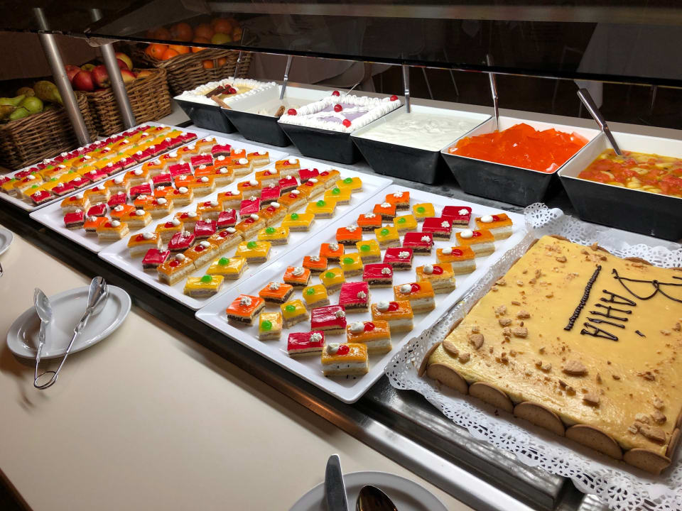 Gastro R2 Romantic Fantasia Suites - Adults only