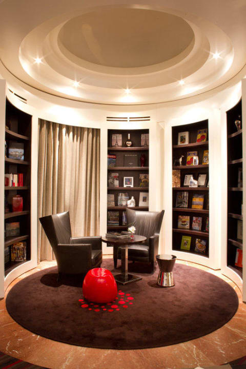 Bibliothèque MGallery Nest Paris La Défense Ex Sofitel