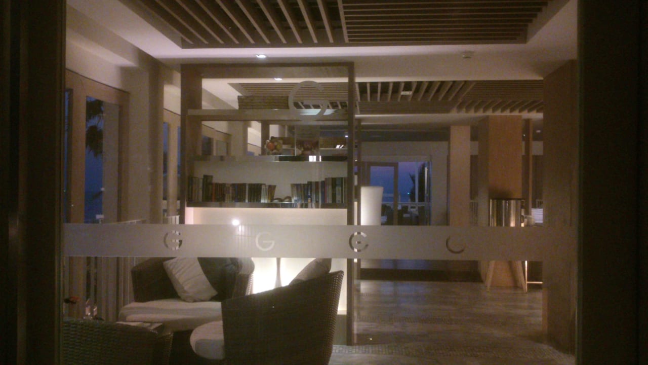 Sunset Lounge Pullman Pattaya Hotel G