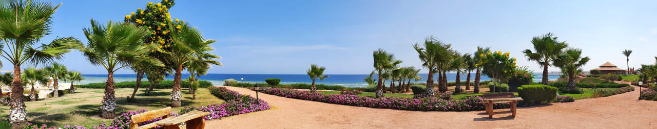 Gartenanlage Three Corners Equinox Beach Resort