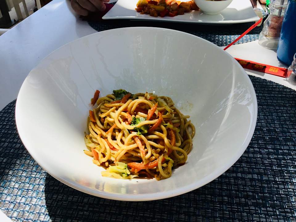 Gastro Acanthus Cennet Barut Collection