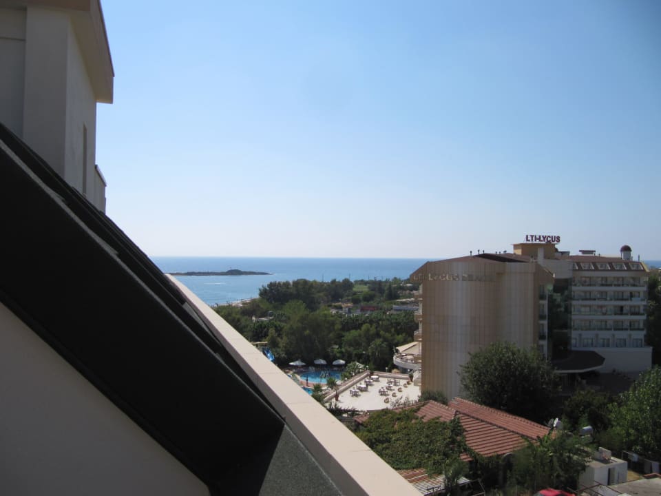 Balkon - sogar Seitlicher Meerblick :-) Saphir Resort & Spa