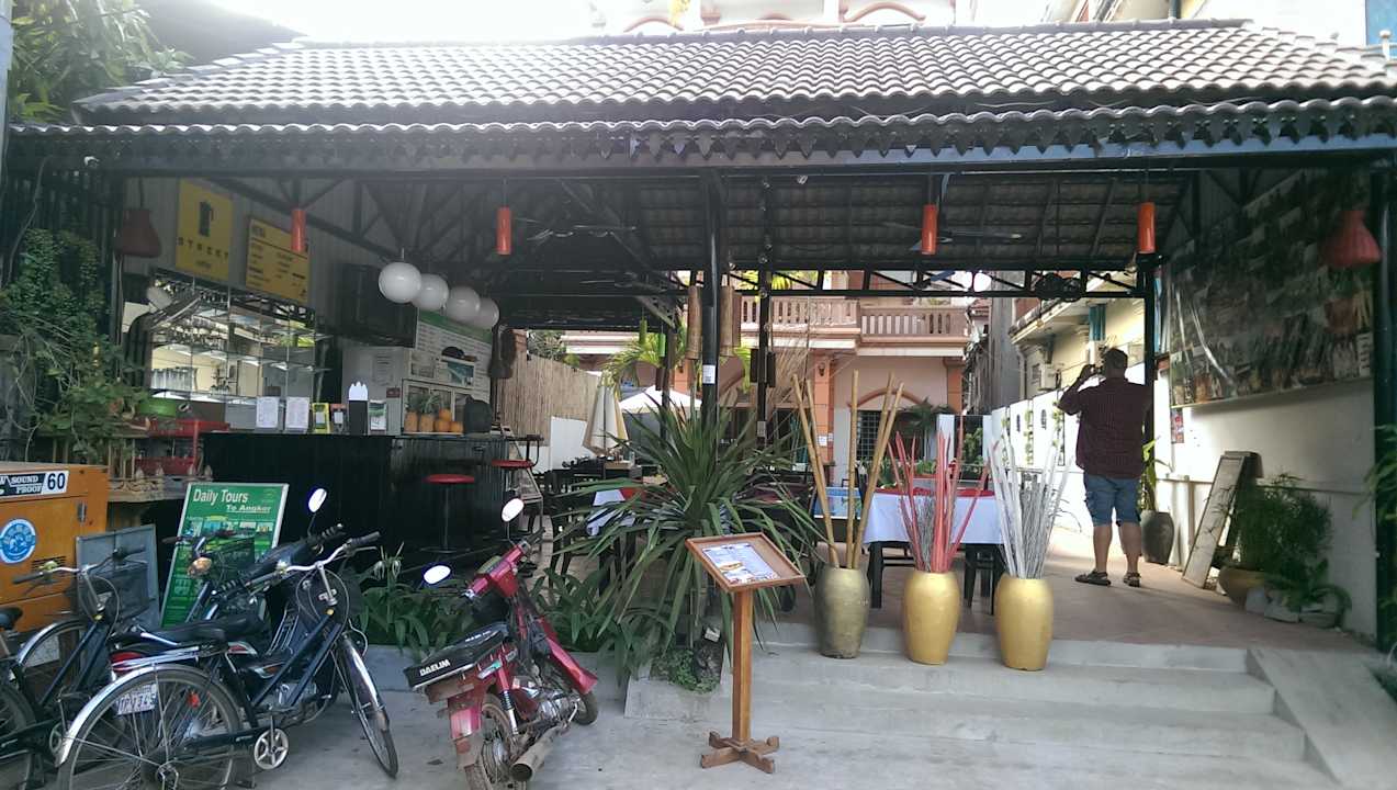 Bar Guesthouse Tropical Breeze