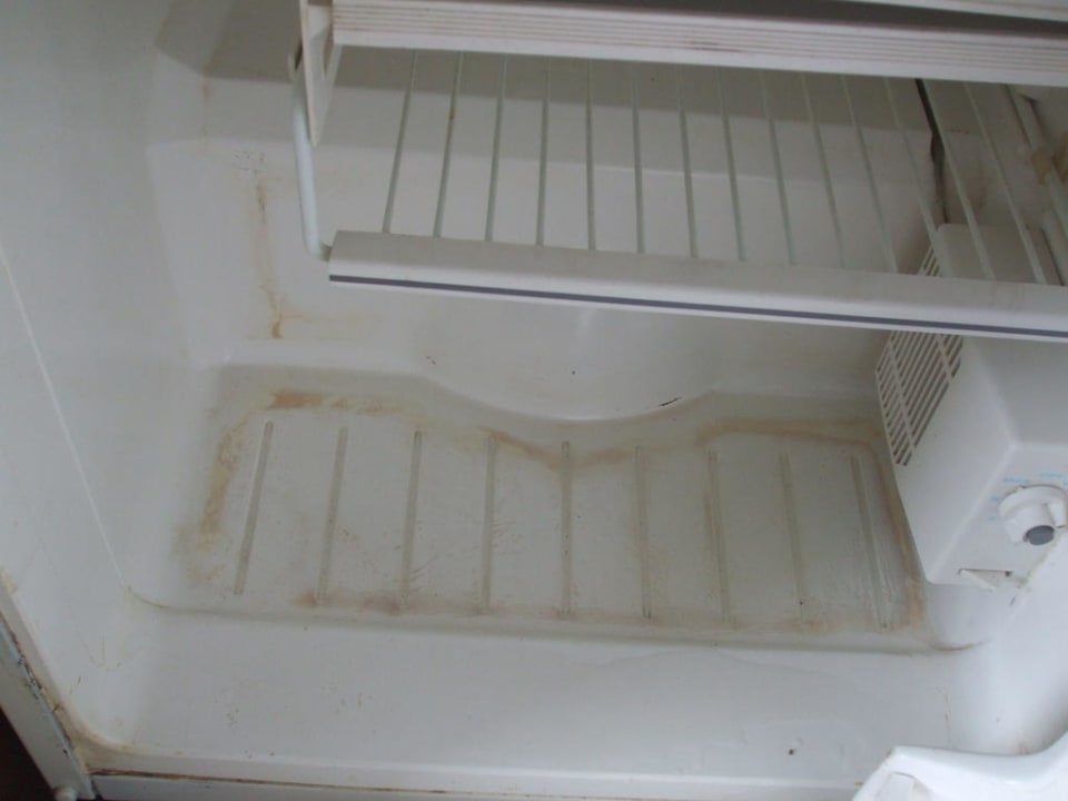 Kühlschrank, da will keiner was reinstellen Hotel Lanka Supercorals