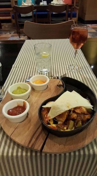 Beim Mexikaner Hotel Botanik Platinum