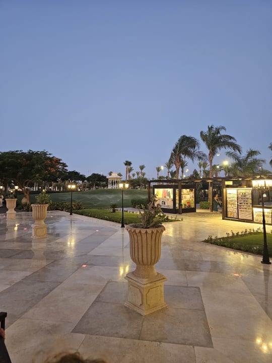 Gartenanlage Steigenberger ALDAU Beach Hotel