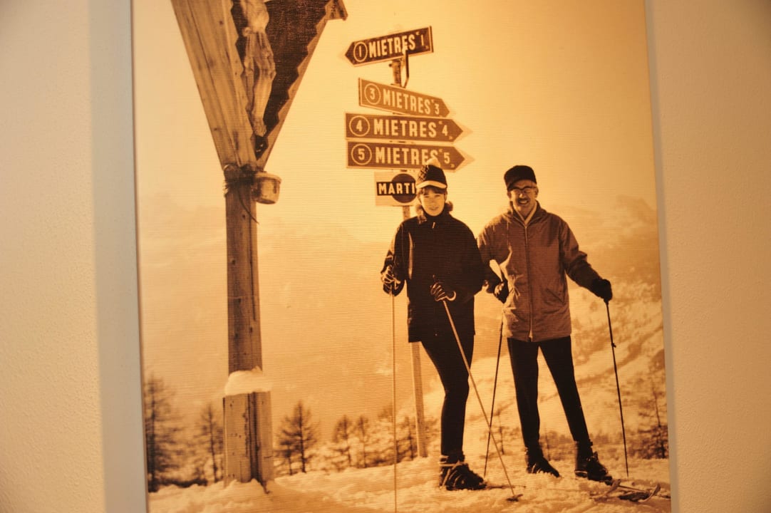 Lobby Chesa Staila Hotel - B&B
