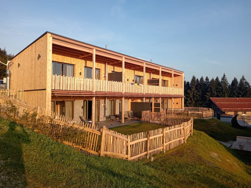 Außenansicht Hunderesort Waldeck