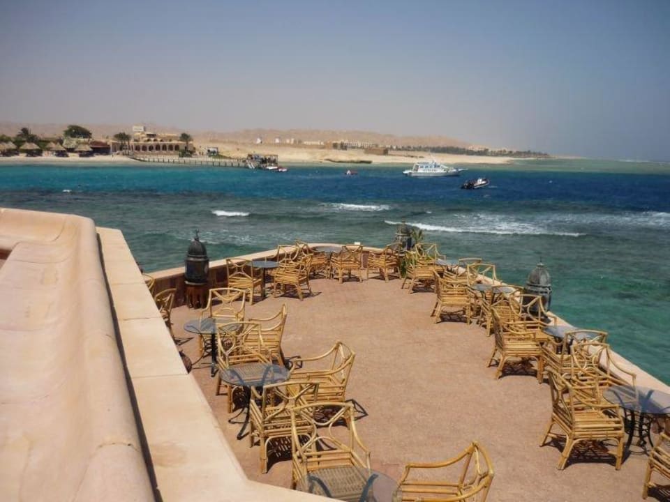Blick über die Hotelbar Mövenpick Resort El Quseir