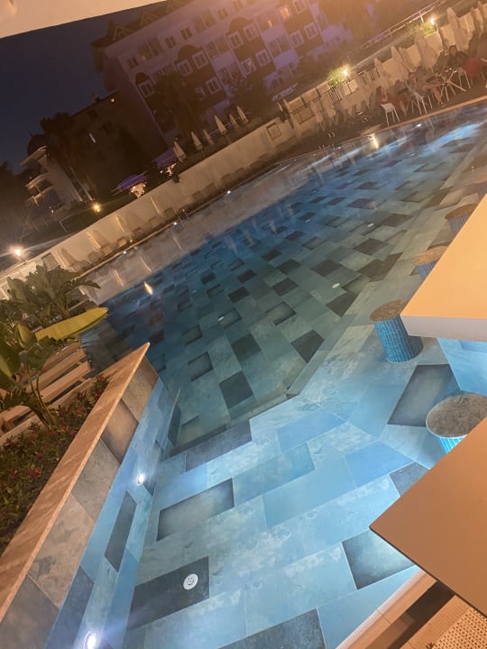 Pool Side Stella Elite Resort & Spa