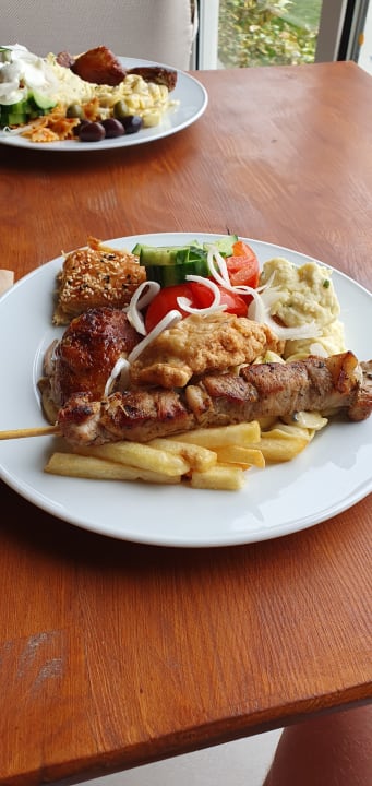 Gastro Anissa Beach & Village