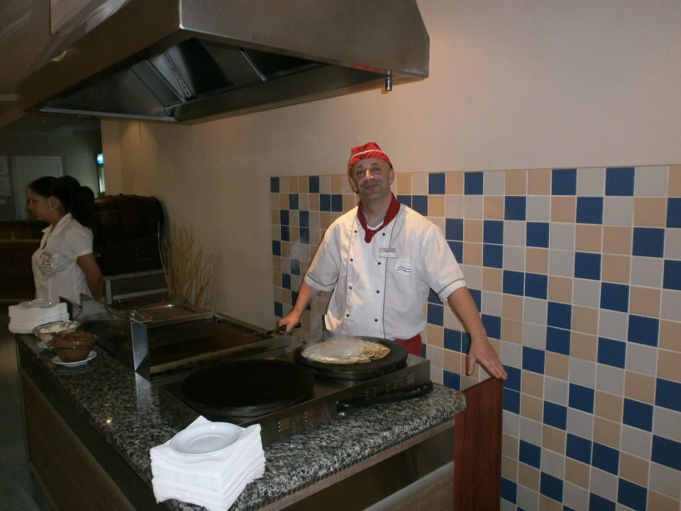 Frische Crepes werden auch gemacht Hotel Sineva Beach