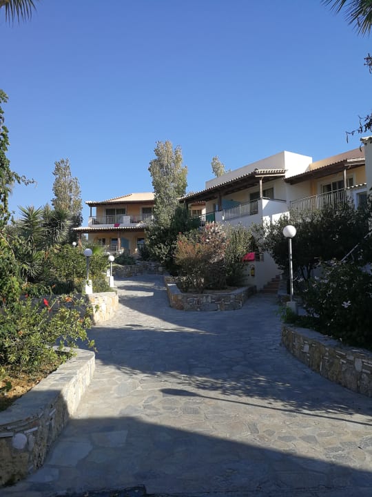 Außenansicht Hotel Kouros Palace