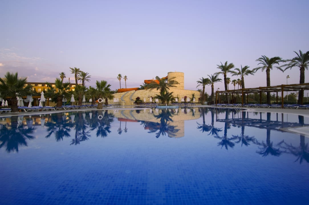 Pool Blue Waters Club