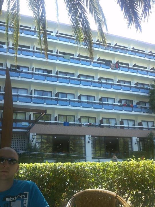 Hotel von der Vorderseite  azuLine Hotel Bergantin