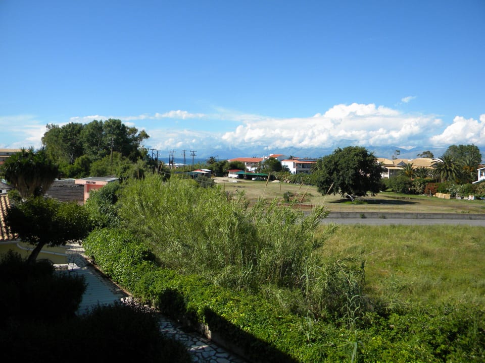 Widok z pokoju w kierunku morza Hotel Ionian Princess & Thinalos