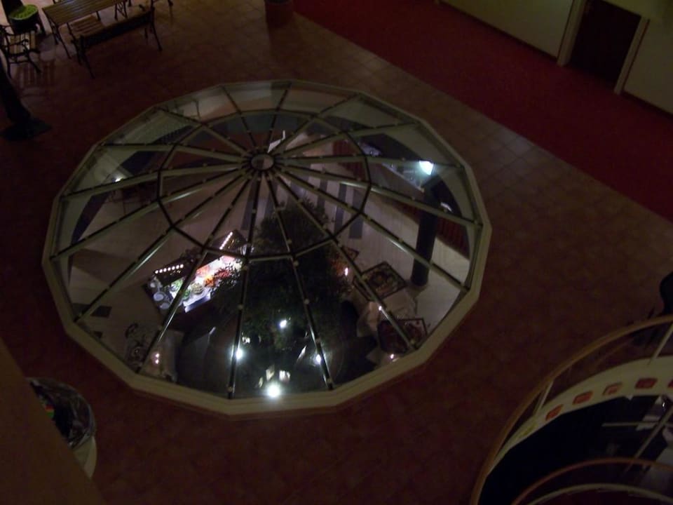 Blick auf das kalte Silvesterbuffet von oben Hotel am Rosengarten