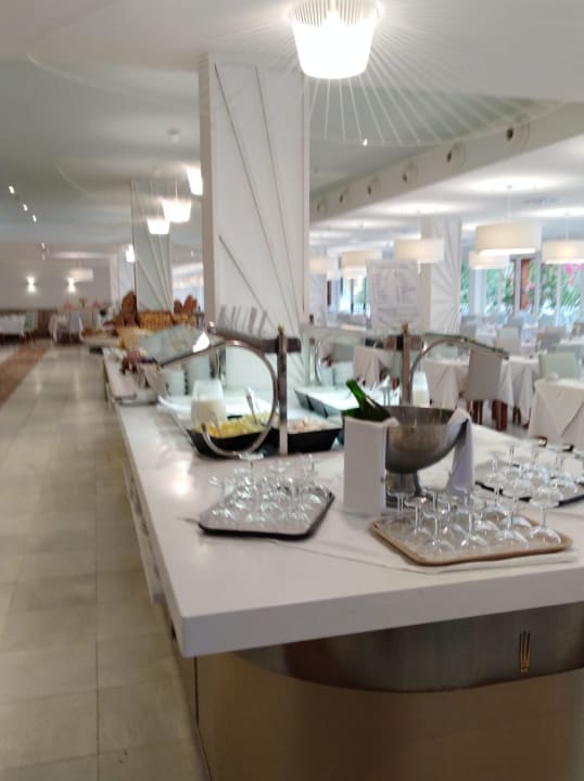 Gastro R2 BUGANVILLA Hotel & Spa