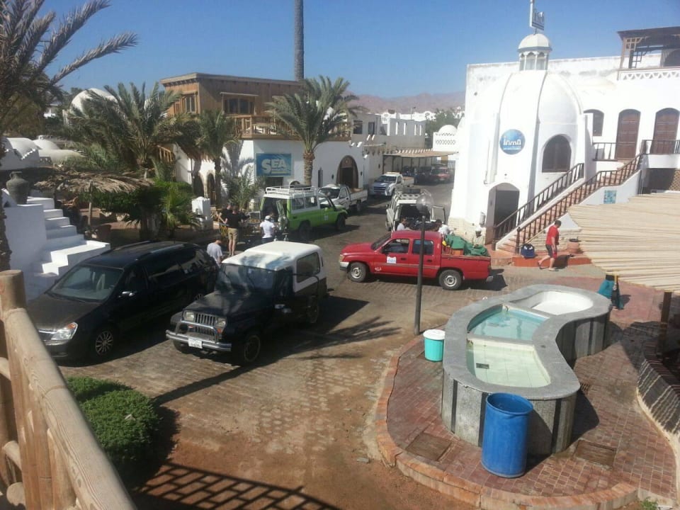 Dive center - start ot dive in the morning Hotel Inmo Divers Home