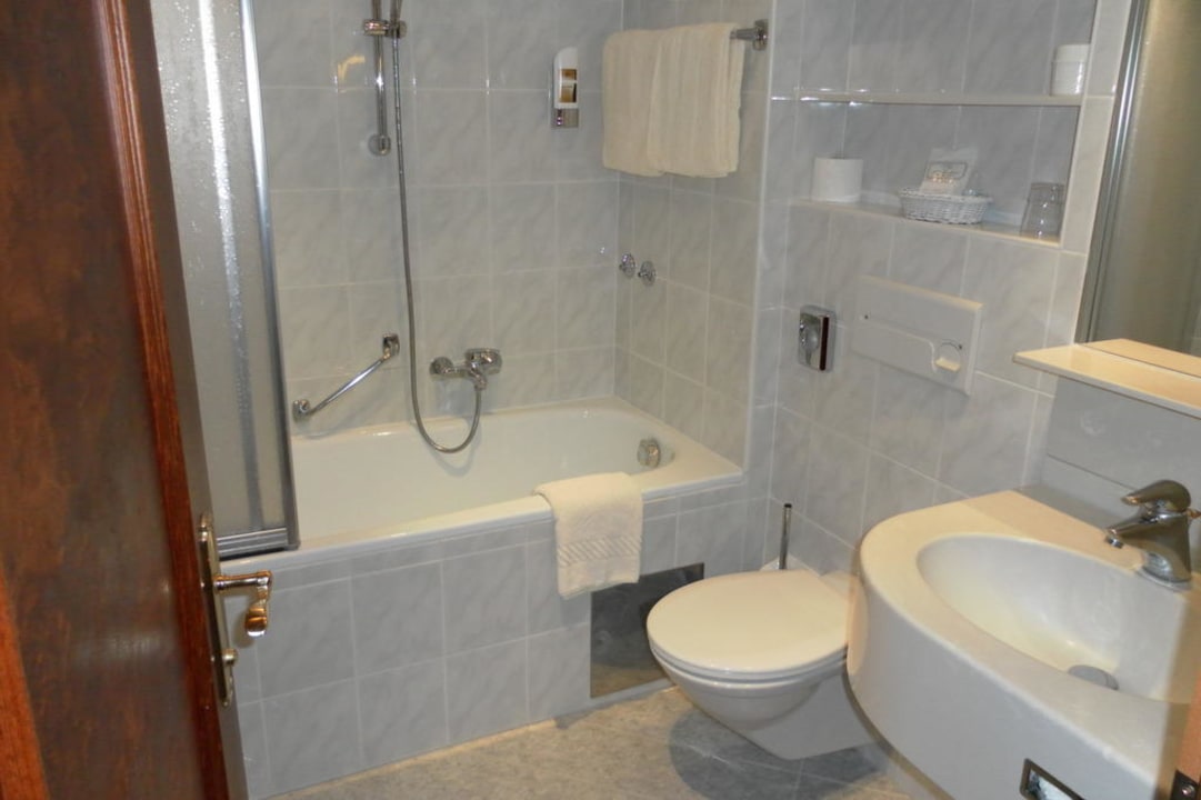 Bad Zimmer 287 Hotel Panorama Wellness & Spa by alpha