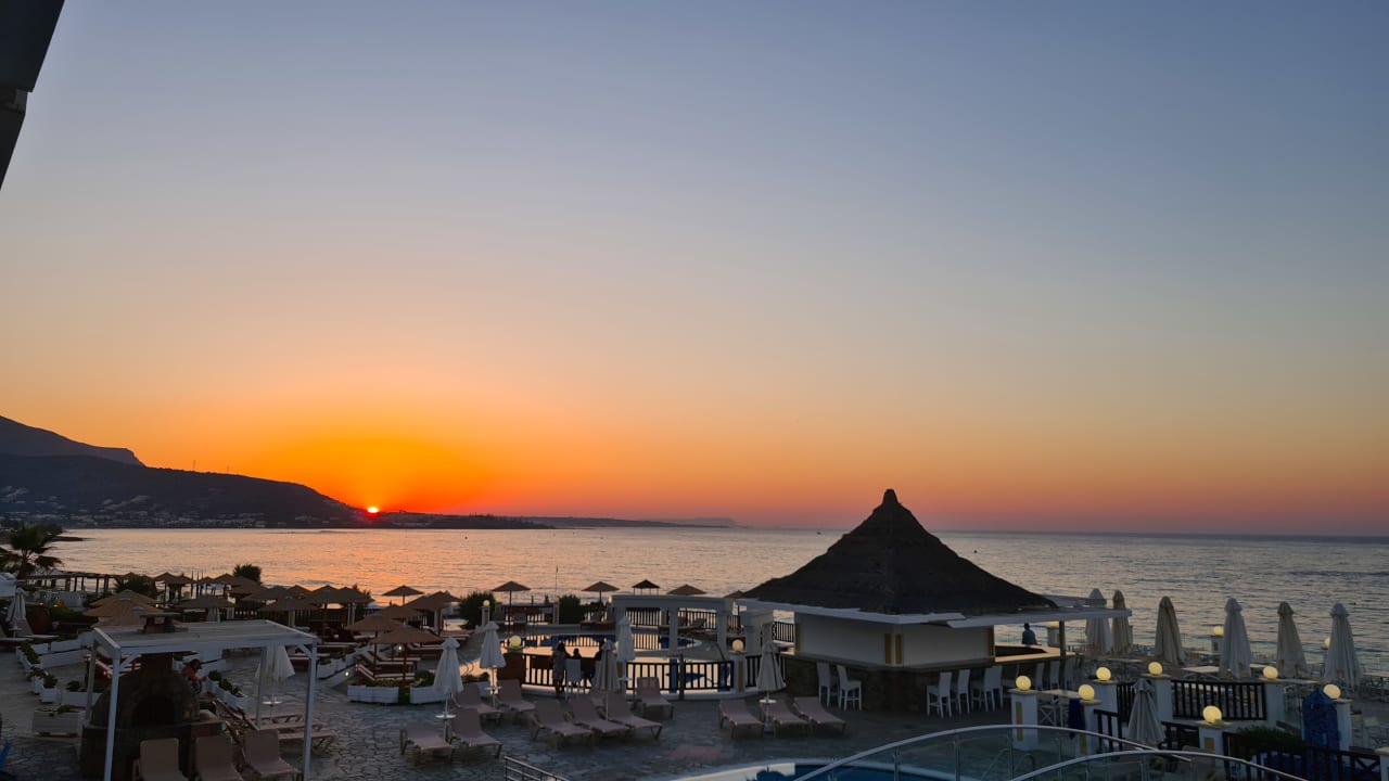 Ausblick Alexander Beach Hotel & Village Resort