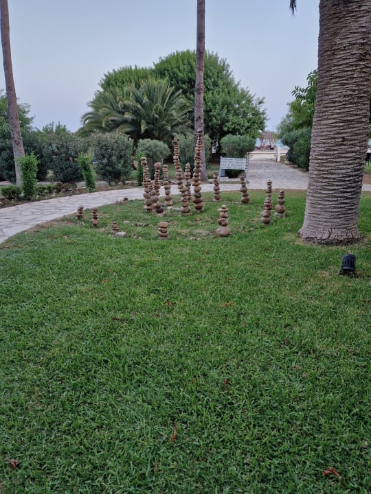 Gartenanlage The Orangers Beach Resort and Bungalows