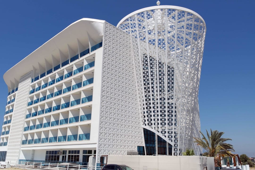 Hauptgebäude von vorn Sultan of Dreams Hotel & Spa