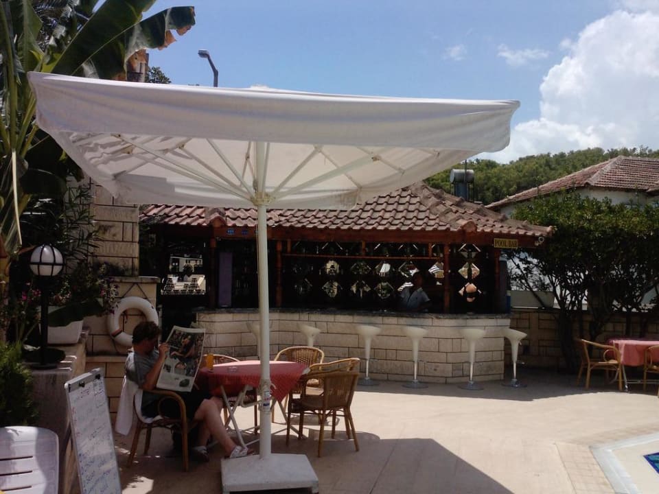 Poolbar Hotel Felice