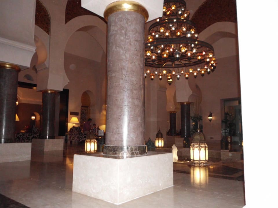 Einladene Lobby Miramar Al Aqah Beach Resort