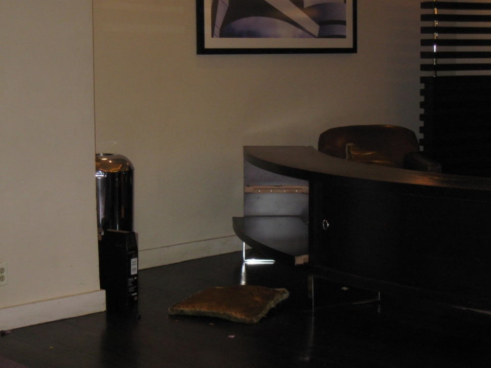  Lobby The Manhattan at Times Square Hotel