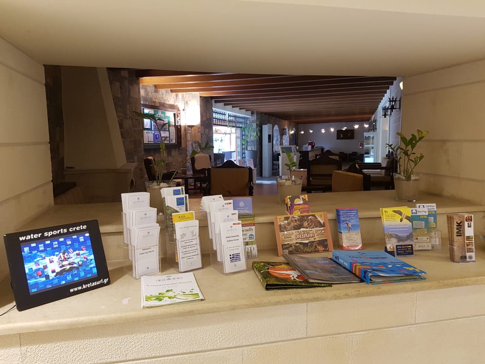 Lobby Apollonia Beach Resort & Spa