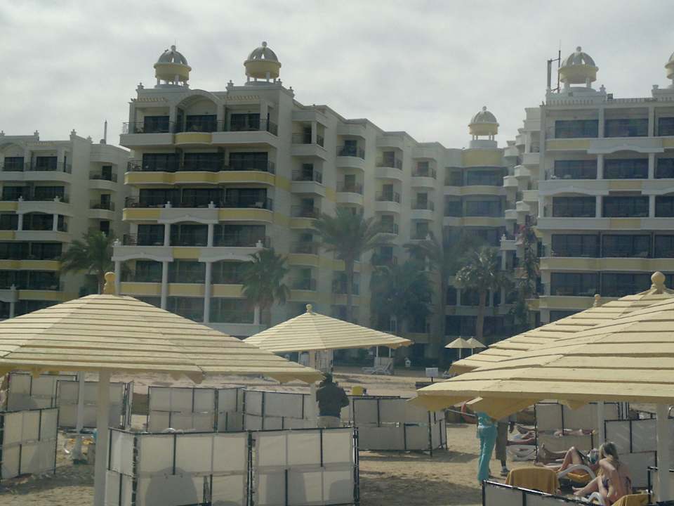 Vom Strand aus SUNRISE Holidays Resort (Adults Only)