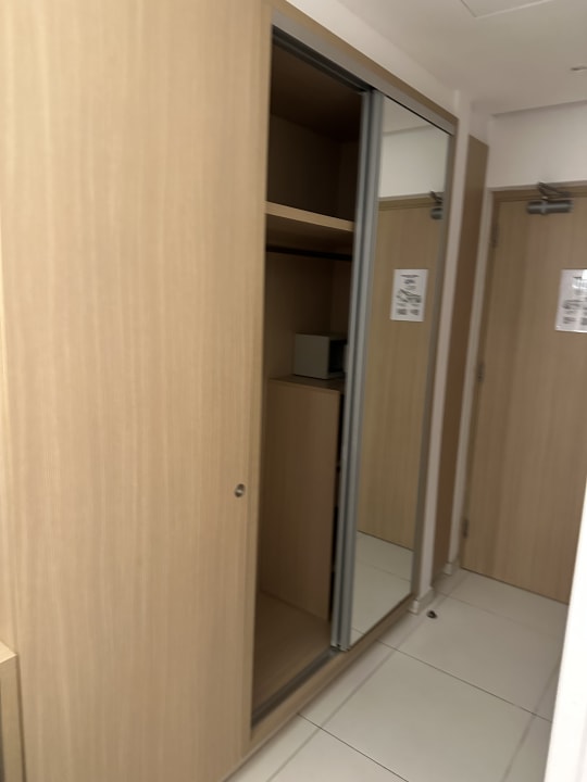 Zimmer Vrissaki Beach Hotel