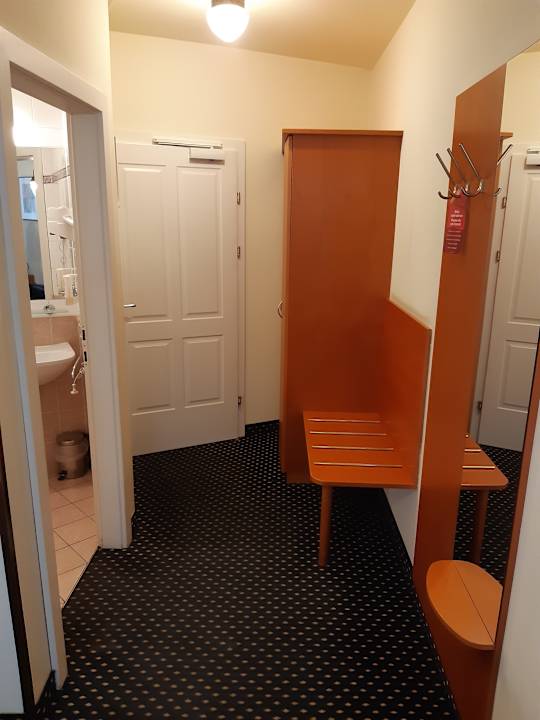 Zimmer Suite Hotel 900 m zur Oper