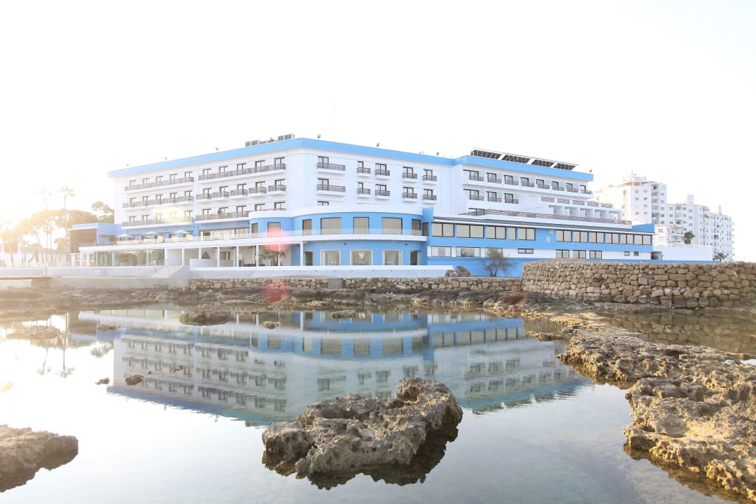 Exterior View Arkin Palm Beach Hotel