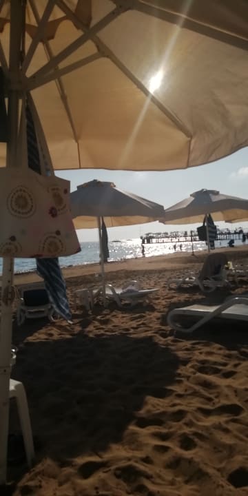 Strand Hotel Grand Side