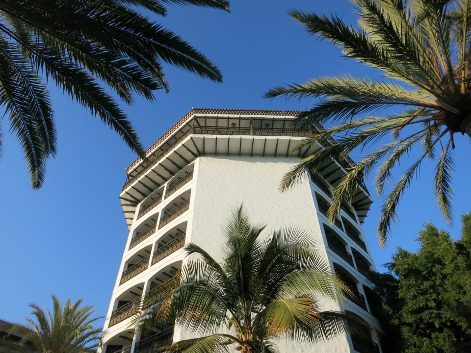 Außenansicht Hotel Parque Tropical