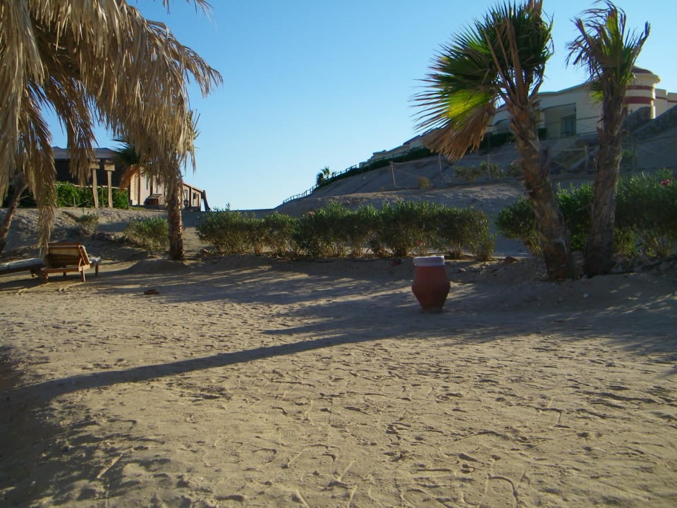 Karibikstrand mit Blick zum Bungalow Siva Golden Bay Makadi