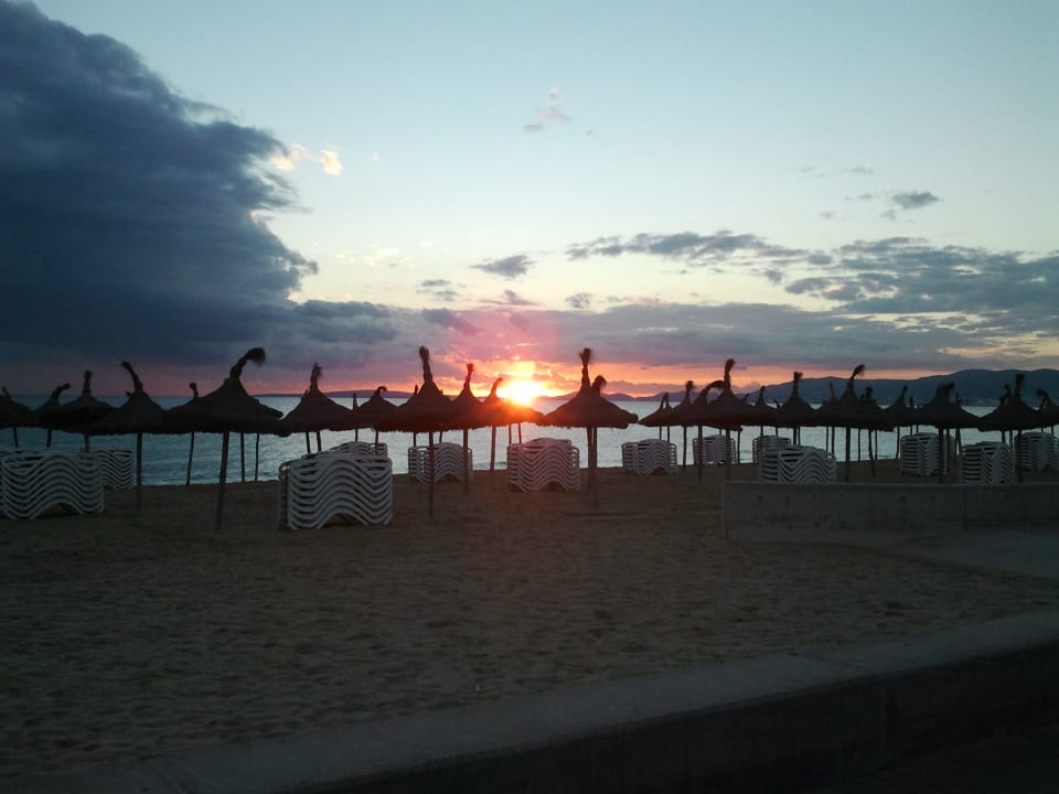 Sonnenuntergang Hotel HM Gran Fiesta