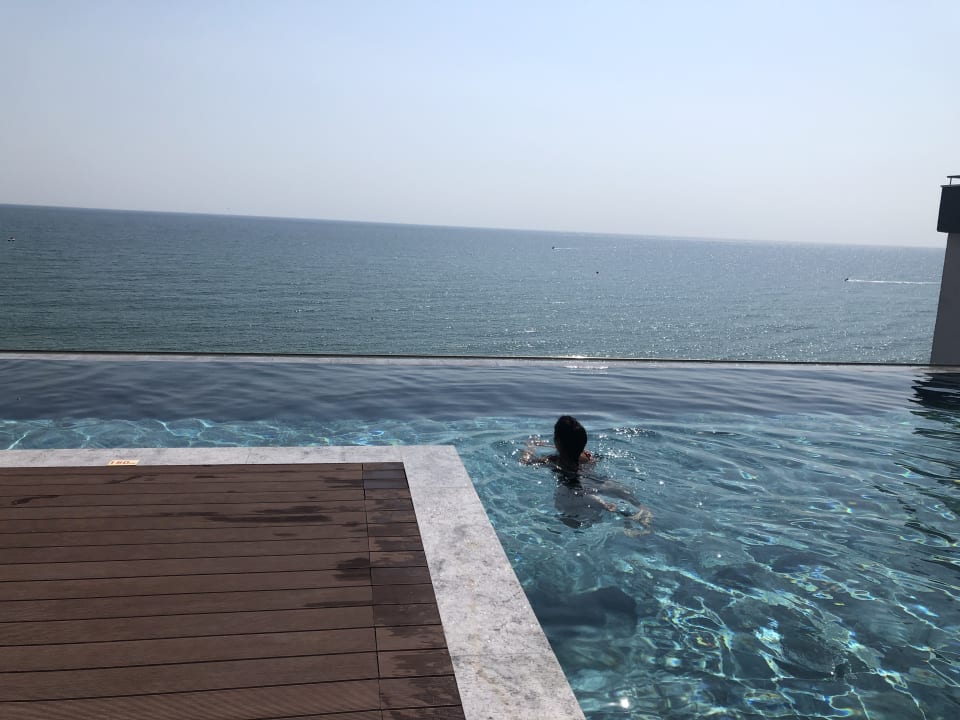 Pool GRIFID Encanto Beach